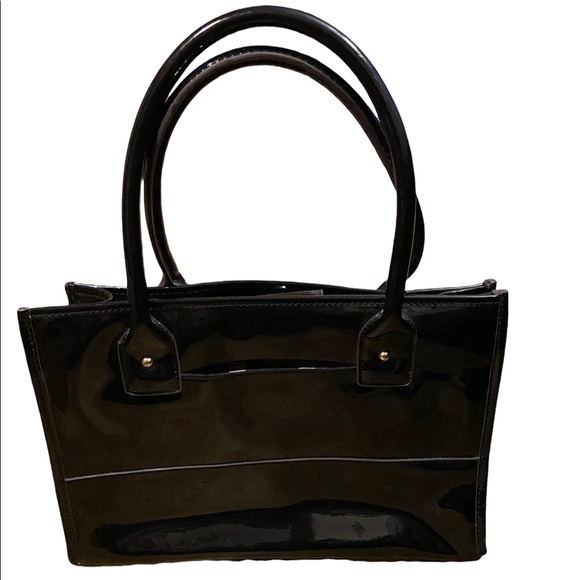 Ann Klein Wicker and Black Patent Leather Handbag - Picture 4 of 10